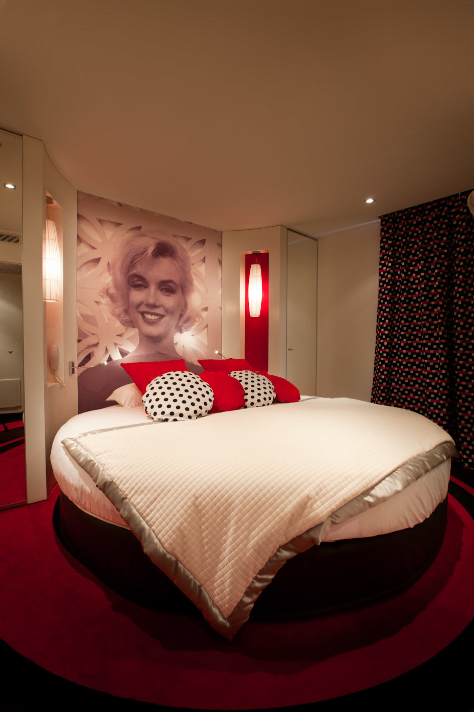 Hotel Platine 4*